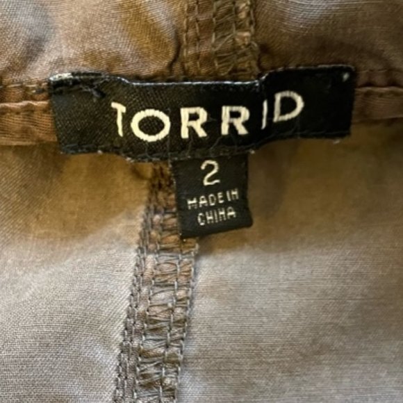 Torrid Cargo Utility Jacket Size 2X - Picture 3 of 9
